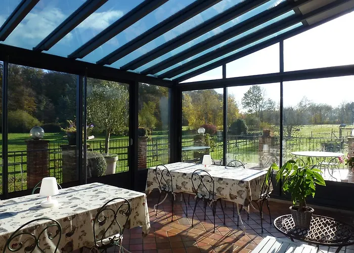 Le Manoir De Villers Bed & Breakfast *